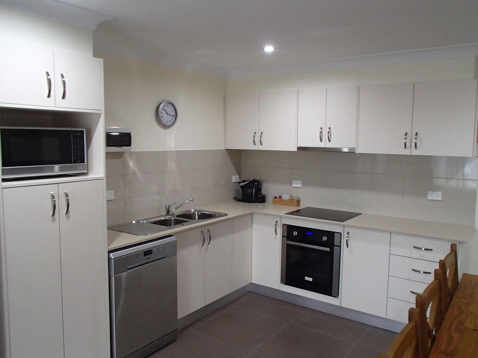 Manera Heights Apartments Ντούμπο Εξωτερικό φωτογραφία